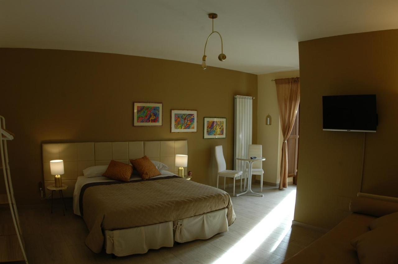 Dimora Offidius Bed and Breakfast LʼAquila Buitenkant foto