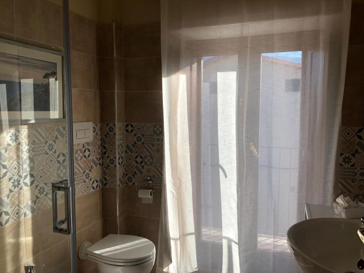 Dimora Offidius Bed and Breakfast LʼAquila Buitenkant foto