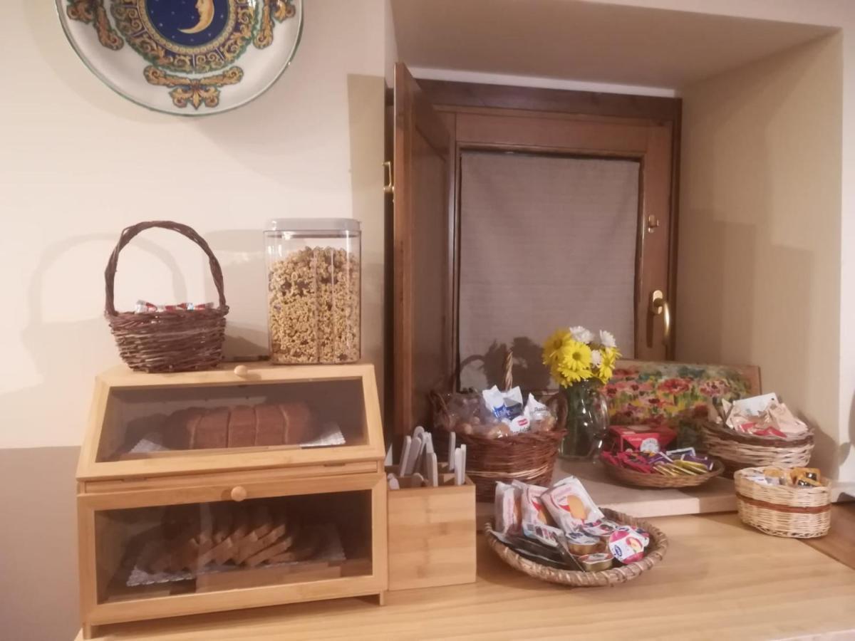 Dimora Offidius Bed and Breakfast LʼAquila Buitenkant foto